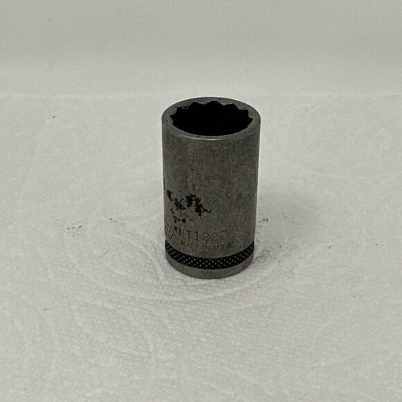 New Britain Socket 5/8" 12 Point Shallow 1/2" Drive NT1220 Made in USA Vintage - Picture 3 of 10